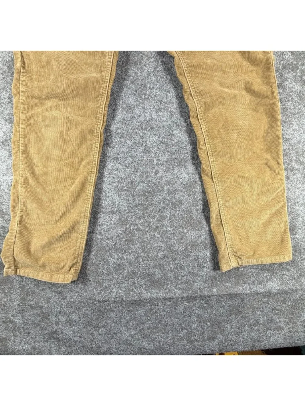 Vintage Levi's 541 Athletic Taper Corduroy Pants Mens 30x30 Tan Stretch Low Rise